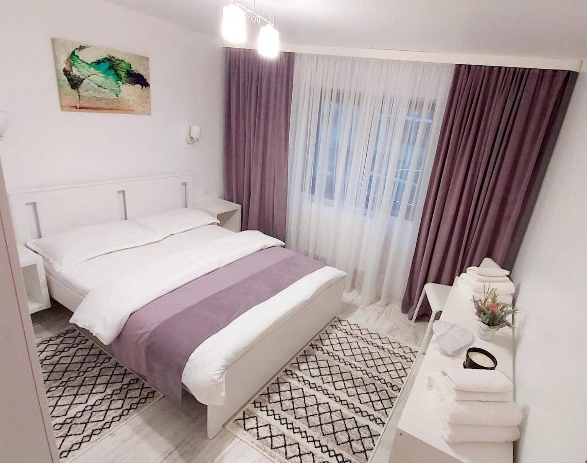 La Fluturi Apartament Suceava Exterior foto