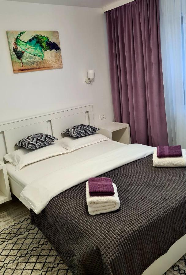 La Fluturi Apartament Suceava Exterior foto